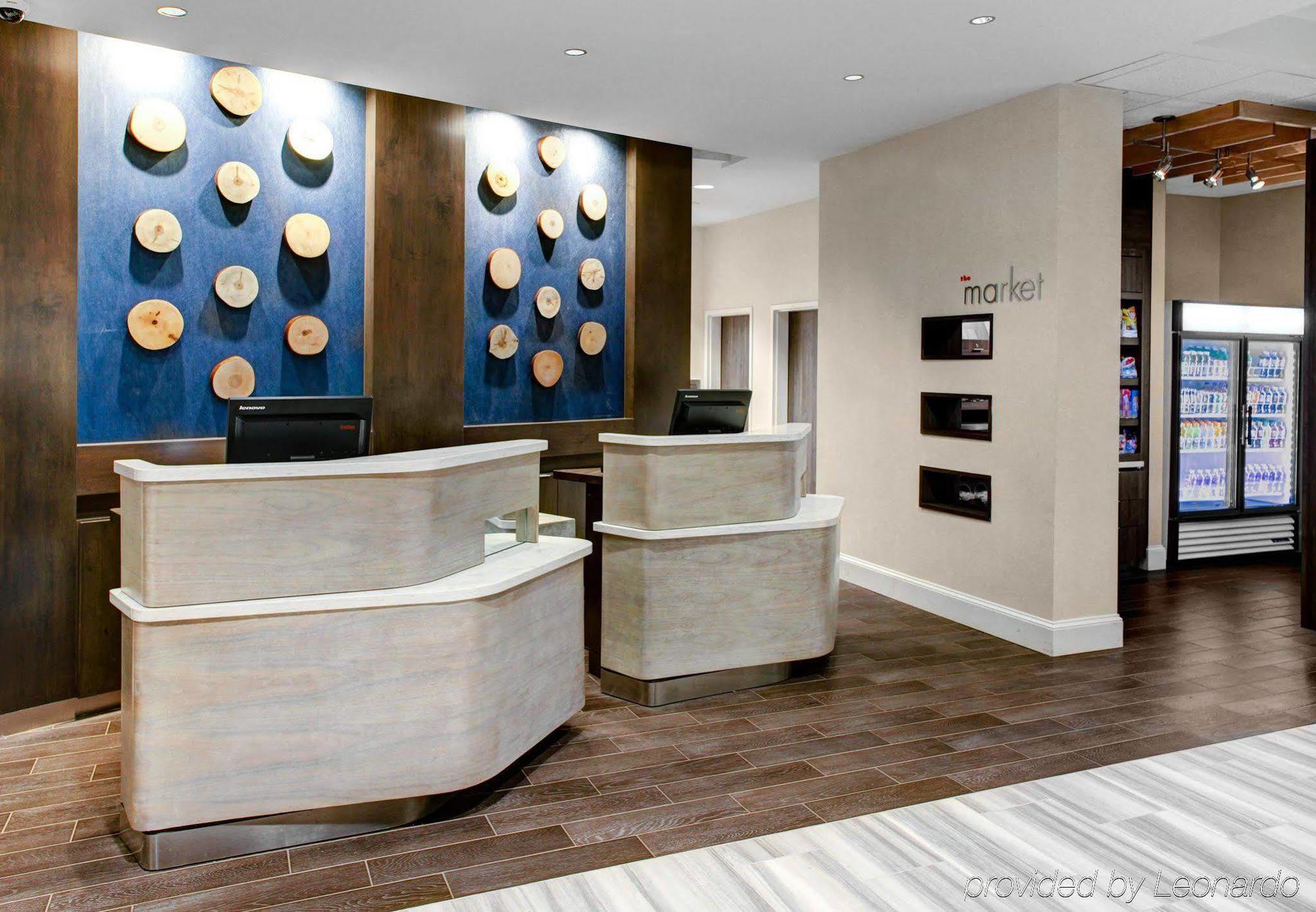 Отель Courtyard By Marriott Карролтон Экстерьер фото